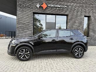 Unfallwagen Peugeot 2008 NEW MODEL! 1.2 Turbo 101PK Active 2023/12