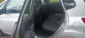 Kia Venga Automaat Climatecontrol CruiseControl Stoelverwarming Lichtautomaat Privacyglas Trekhaak picture 11