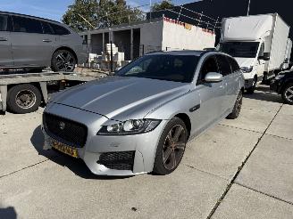 Jaguar XF 2.0 d  Portfolio Sportbreake -LEDER-NAVI-PDC-AUTOMAAT picture 1