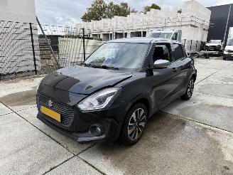 Suzuki Swift 1.0 Stijl Smart Hybrid-PDC-NAVI picture 1