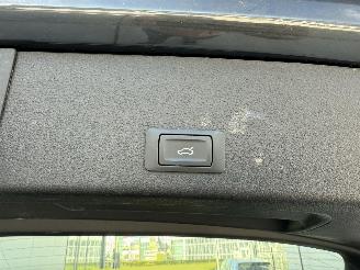 Audi E-tron 50 QUATRO Launch Edition Plus 71 kWh PANO-NAVI-LEDER picture 12