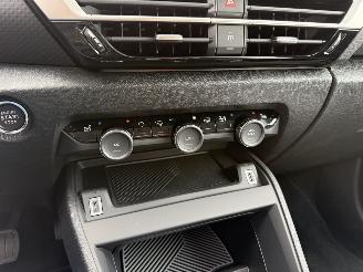 Citroën C4 1.2 Hybrid 136 Business AUTOMAAT-CAMERA-CLIMA picture 20