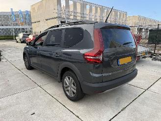 Dacia Jogger 1.0 TCe Comfort 7Persoons - PDC - NAVI - CRUISE picture 4