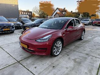 Auto incidentate Tesla Model 3 Standart RWD Plus 60 kWh -LEDER-NAVI-CAMERA-PDC-ACTIERADIUS 409 KM 2019/9