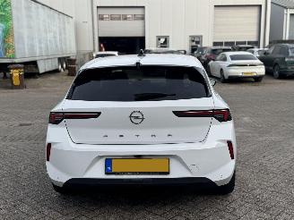 Opel Astra 1.2 131Pk Automaat Bussines Edition picture 5