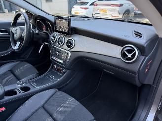 Mercedes Cla-klasse 180 Ambition Automaat Pano picture 11