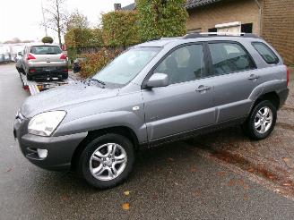 Voiture accidenté Kia Sportage 2.0 CRDI 4WD AUTOMAAT GEEN SCHADE 2005/11