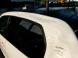 Seat Mii 1.0 CHILL OUT AIRCO NAVI 5 DEURS picture 10