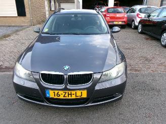 BMW 3-serie 318 I BUSINESS LINE CLIMA NAVI picture 4