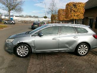 Opel Astra 1.7 CDTI SPORTS COSMO CLIMA picture 2