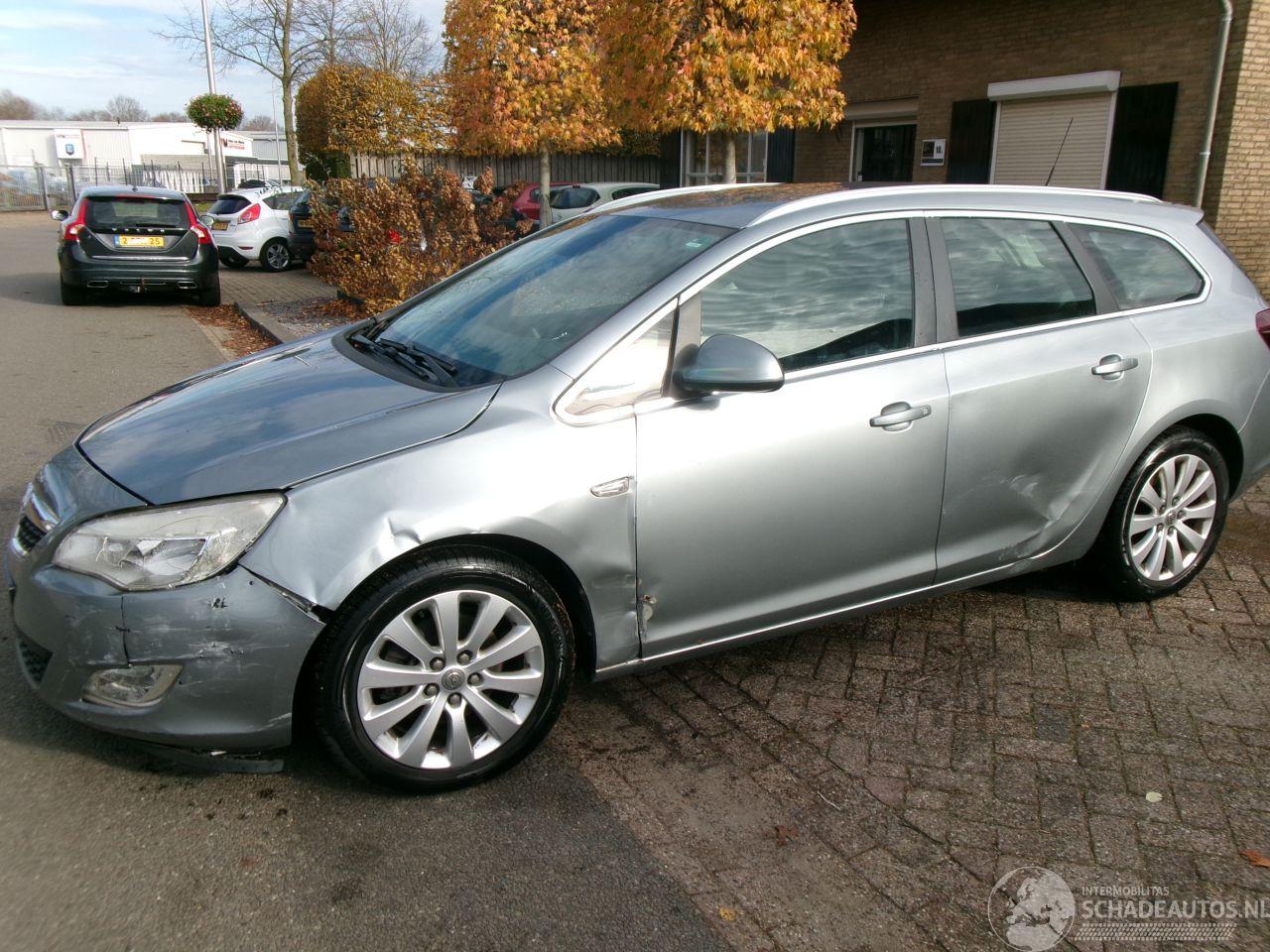 Opel Astra 1.7 CDTI SPORTS COSMO CLIMA