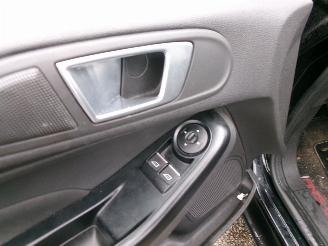 Ford Fiesta 1.5 TDCI STYLE picture 11