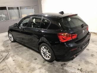 Vaurioauto  passenger cars BMW 1-serie EFFICIENT DYNAMIQUE 2017/8