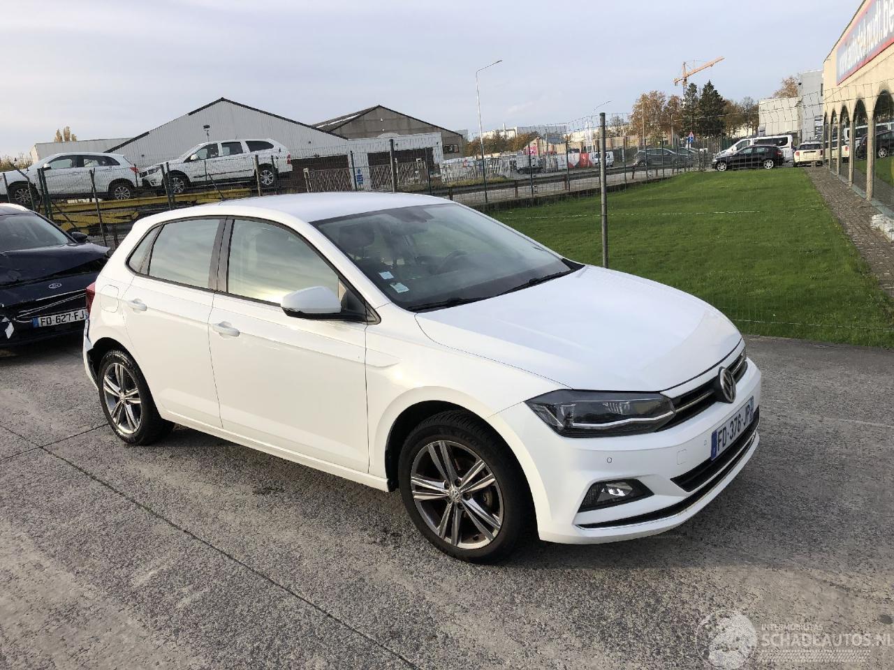Volkswagen Polo 1.0