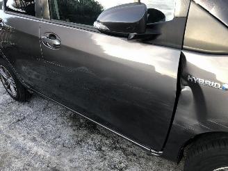 Toyota Yaris 1.5 HYBRIDE picture 11