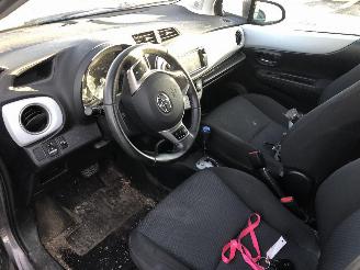 Toyota Yaris 1.5 HYBRIDE picture 5