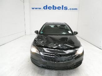 damaged passenger cars Opel Astra 1.4 EDITION 2016/12