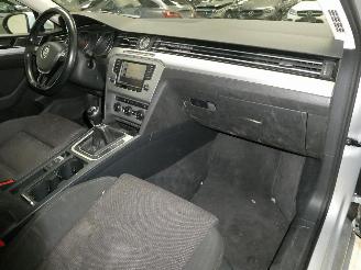 Volkswagen Passat 1.6D OMFORTLINE picture 13