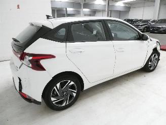 Hyundai I-20 TECHNO picture 9