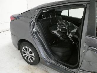 Toyota Prius LOUNGE picture 9