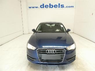 Schadeauto Audi A3 1.6D ATTRACTION 2016/5