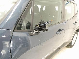 Jeep Renegade LIMITED picture 4