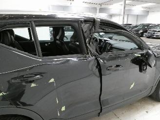 Volvo XC40 2.0D  MOMENTUM picture 7