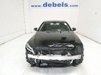 damaged passenger cars Mercedes C-klasse 1.6 D 2019/9