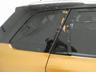 Suzuki Vitara GLX picture 10