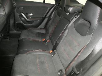 Mercedes Cla-klasse 200 picture 14