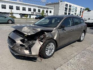 Ford Focus CLIPPER TITANIUM picture 5