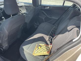 Ford Focus CLIPPER TITANIUM picture 18