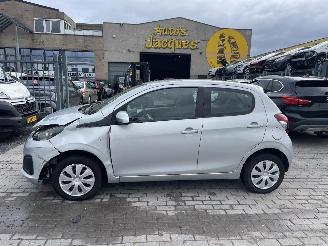 Schadeauto Peugeot 108 ACTIVE 2019/2