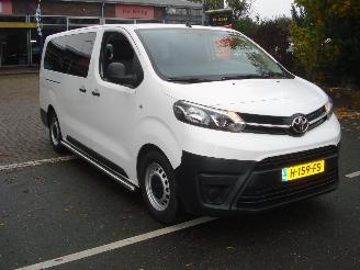 krockskadad bil auto Toyota ProAce 9 PERSOONS INCL>BTW_BPM COOL COMFORT LONG 2020/1