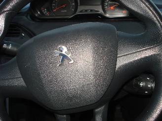 Peugeot 208 5 DEURS AIRCO picture 13