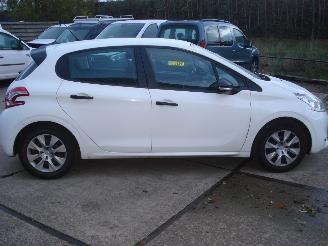 Peugeot 208 5 DEURS AIRCO picture 4