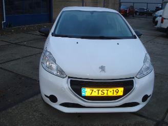 Peugeot 208 5 DEURS AIRCO picture 2