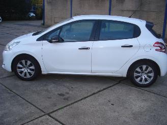 Peugeot 208 5 DEURS AIRCO picture 5