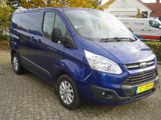 dommages fourgonnettes/vécules utilitaires Ford Transit Custom 2.2TDCI 92 KW AIRCO 2016/2
