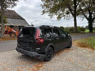 Dacia Jogger HYBRIDE 1.6 AUTOMAAT 7 Pers NAVI CLIMA CAMERA CRUISE B.J 2025 picture 2