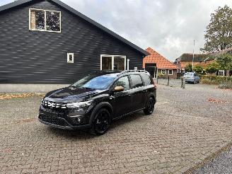 skadebil auto Dacia Jogger 1.6 AUTOMAAT 7 PERSOONS HYBRIDE NAVI CLIMA CAMERA KEYLESS LED B.J 07-2025 2025/7
