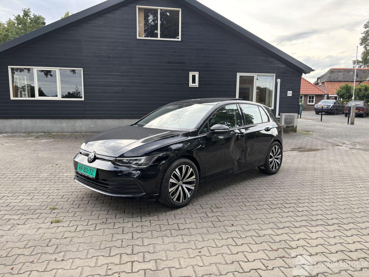 Volkswagen Golf 8 PANO 1.5 STYLE 130 PK NAVI CLIMA VIRT DASH 18 INCH B.J 2023