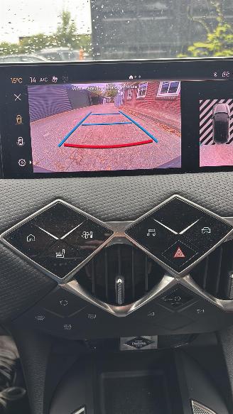 Citroën DS3 CROSSBACK AUTOMAAT 130 PK NAVI LEER CAMERA LED LEER B.J 06-2023 picture 12