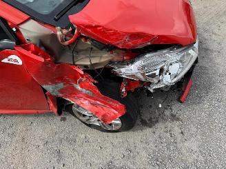 Peugeot 208  picture 11