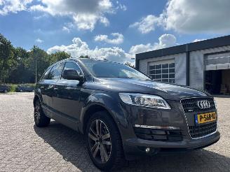 skadebil auto Audi Q7 4.2 2006/6
