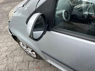 Citroën C1 1.0 12V Hatchback  Benzine 998cc 50kW (68pk) FWD 2005-06/2014-09 (PMCFA; PMCFB; PNCFA; PNCFB) 1KRFE; CFB; 384F; CFA picture 21