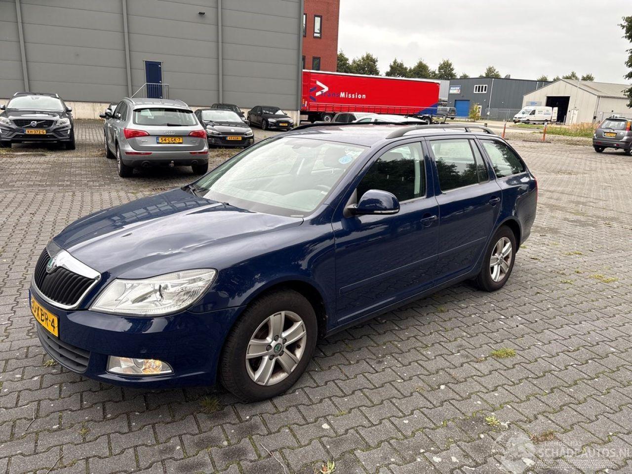 Skoda Octavia 1.6 TDI Greenline Combi/o 4Dr Diesel 1.598cc 77kW (105pk) FWD