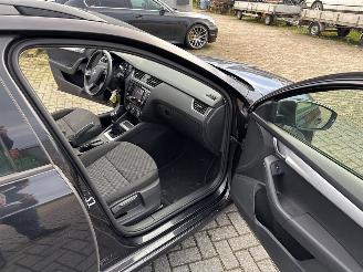 Skoda Octavia 1.2 TSI 16V Combi/o 4Dr Benzine 1.197cc 77kW (105pk) FWD 2012-11/2020-07  CJZA picture 23