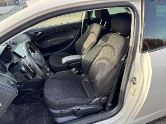 Seat Ibiza 1.4 TSI 16V FR Hatchback 2Dr Benzine 1.390cc 110kW (150pk) FWD 2009-03/2012-10 (6J1) CAVF picture 9