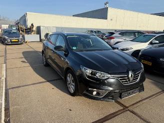 Renault Mégane IV GrandTour GT-LINE Bose Edition Automaat picture 3